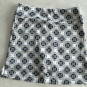 Golftini size small golf skirt